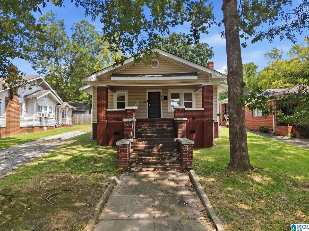 1524 WARRIOR ROAD, Birmingham, AL 35218 - #1