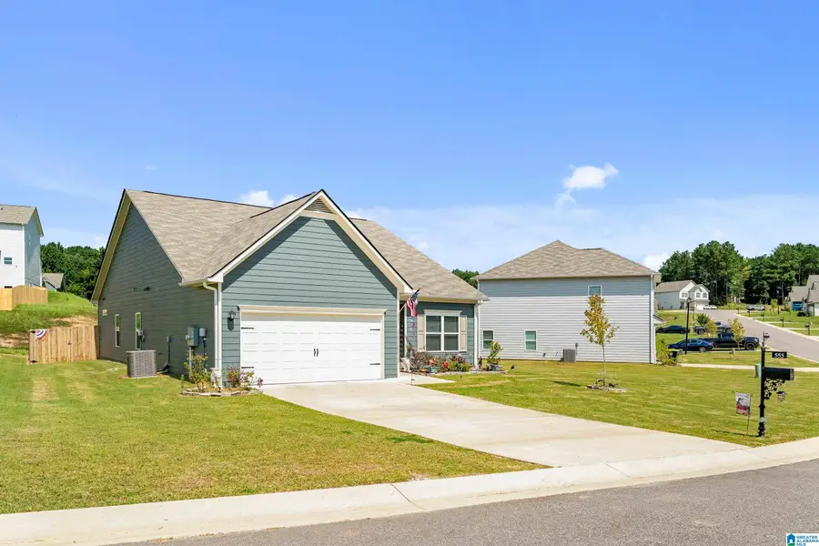 555 RIDGE CIRCLE, Odenville, AL 35120 - #2