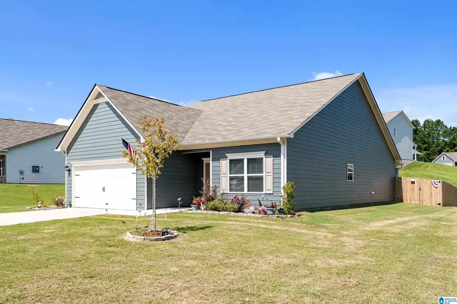 555 RIDGE CIRCLE, Odenville, AL 35120 - #3
