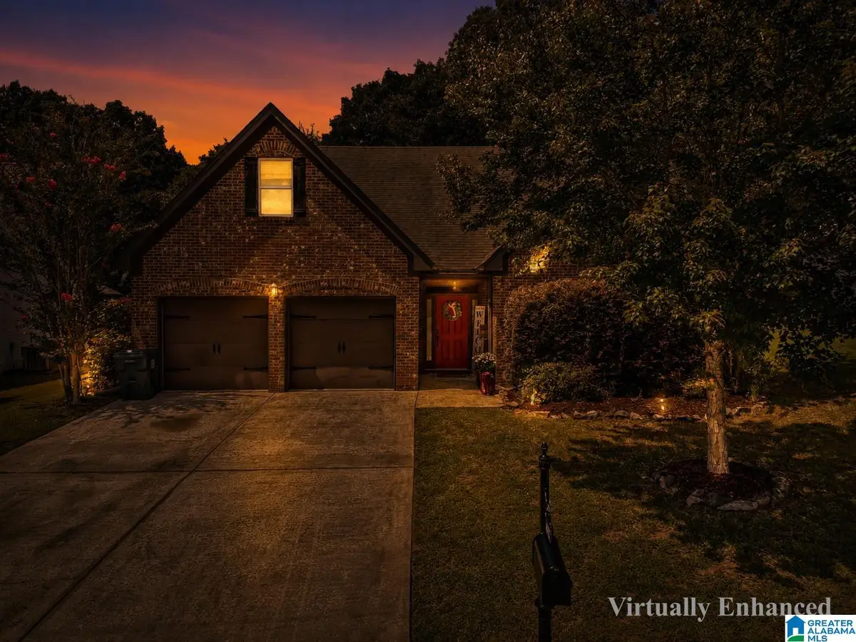 932 VALLEY CIRCLE, Leeds, AL 35094 - #1