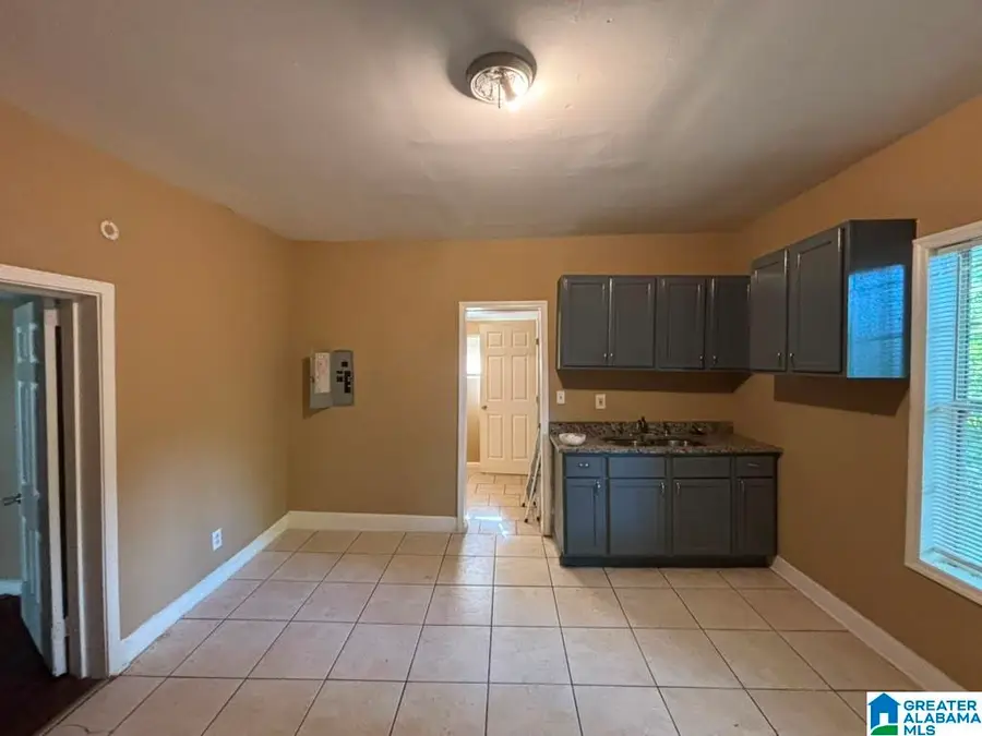 540 1ST AVENUE, Graysville, AL 35073 - #2