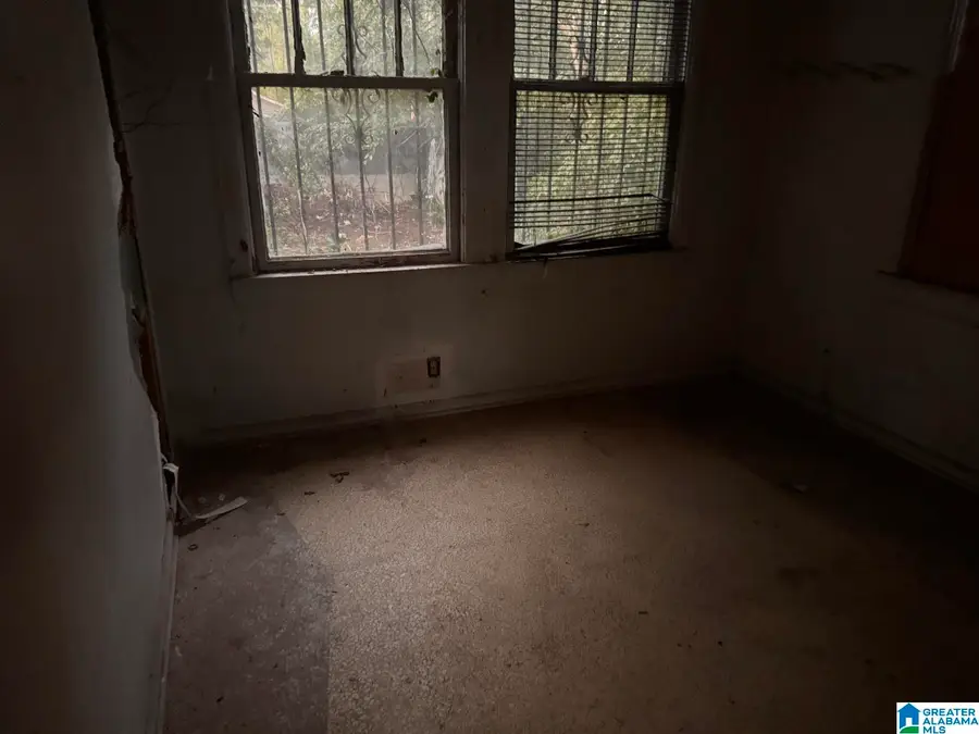 4617 AVENUE S, Birmingham, AL 35208 - #3