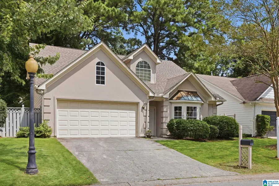 3924 KNOLLWOOD TRACE, Vestavia Hills, AL 35243 - #2