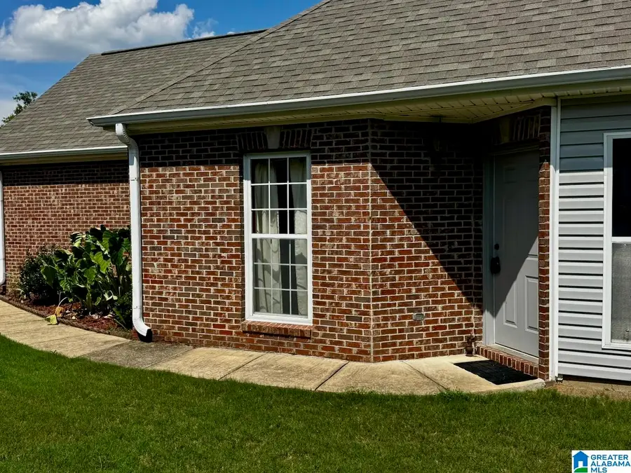 110 HIGH RIDGE TRACE, Pelham, AL 35124 - #3