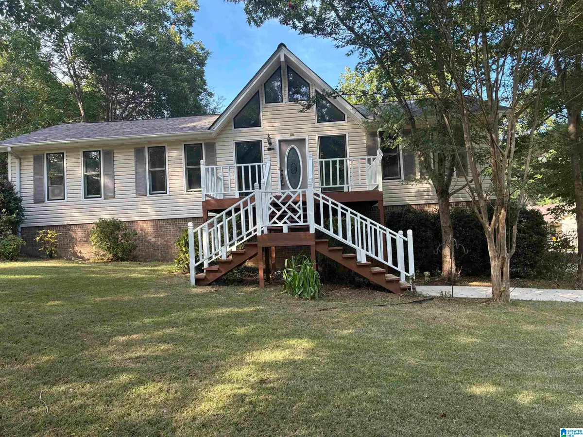 2605 LINDA CIRCLE, Gardendale, AL 35071 - #1