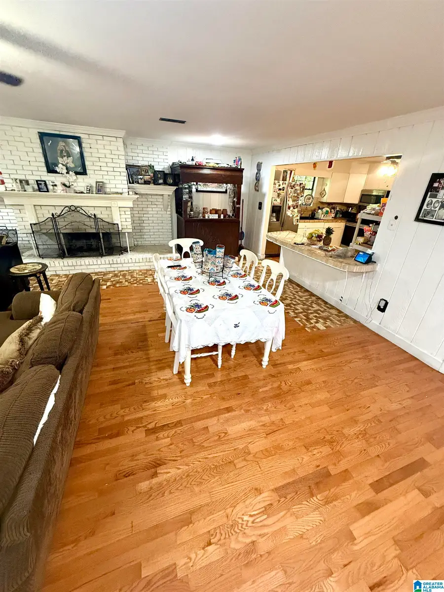 1324 6TH STREET NW, Center Point, AL 35215 - #3