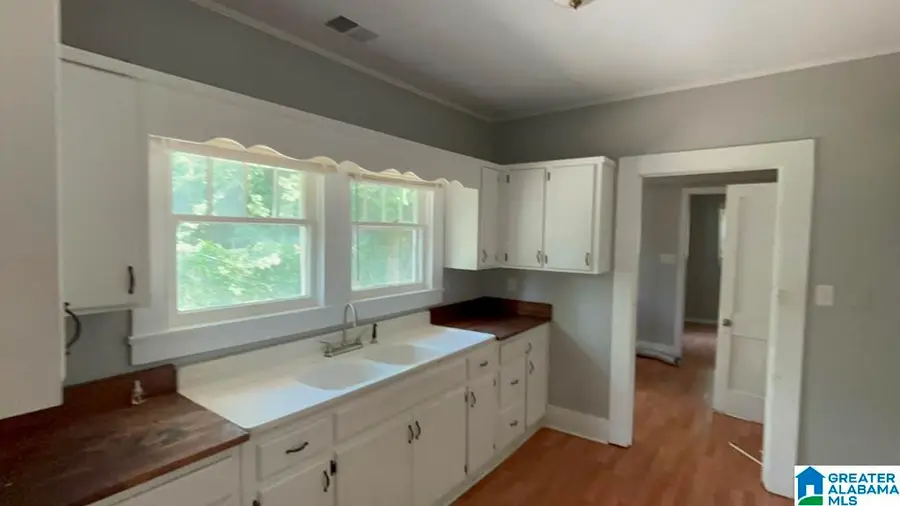 1307 3RD AVENUE NE, Bessemer, AL 35020 - #3