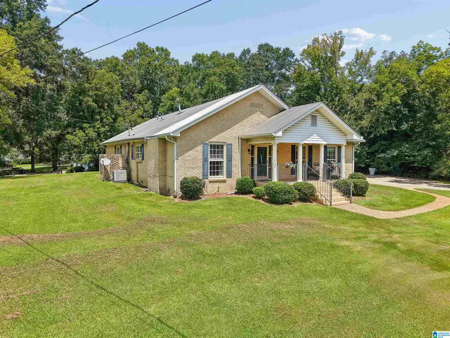 102 HIGHWAY 25 E, Columbiana, AL 35051 - #3