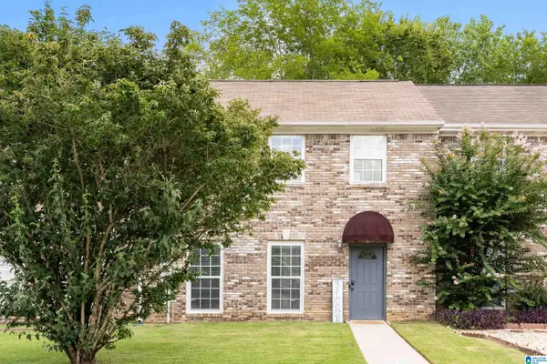 131 CHASE CREEK CIRCLE, Pelham, AL 35124