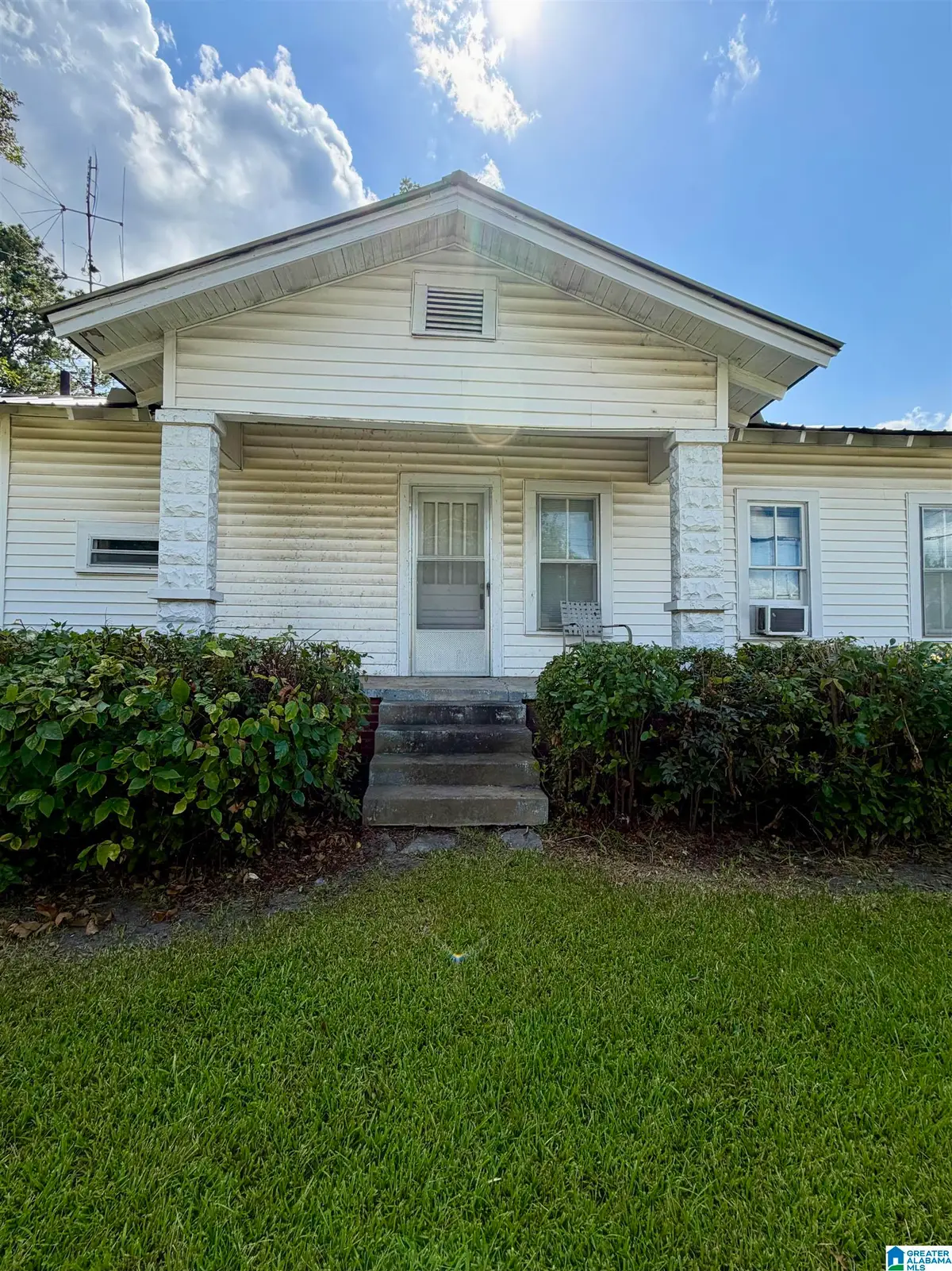 201 1ST AVENUE, Clanton, AL 35045 - #1
