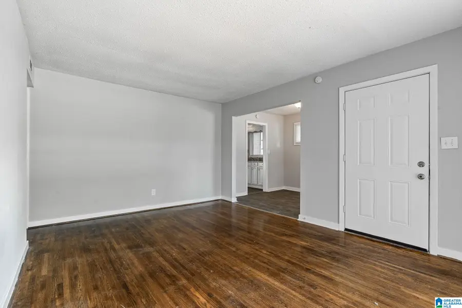 224 13TH AVENUE NE, Center Point, AL 35215 - #3