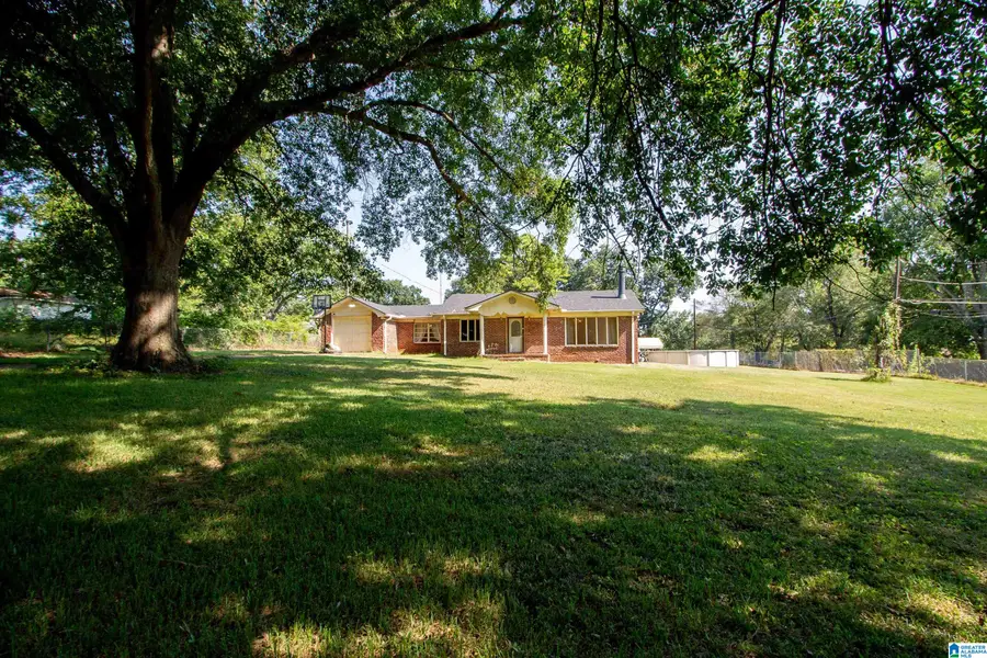 902 7TH AVENUE, Midfield, AL 35228 - #3