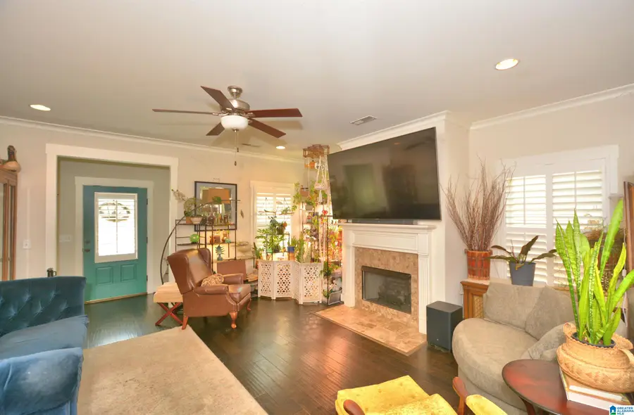 215 LORRIN LANE, Sterrett, AL 35147 - #3