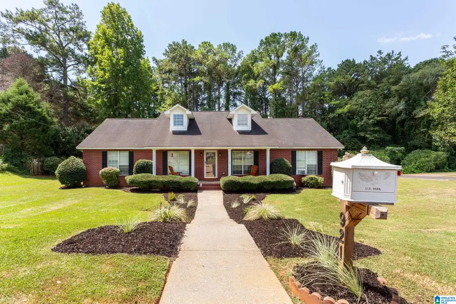 921 SEDGEFIELD DRIVE, Sylacauga, AL 35150 - #3