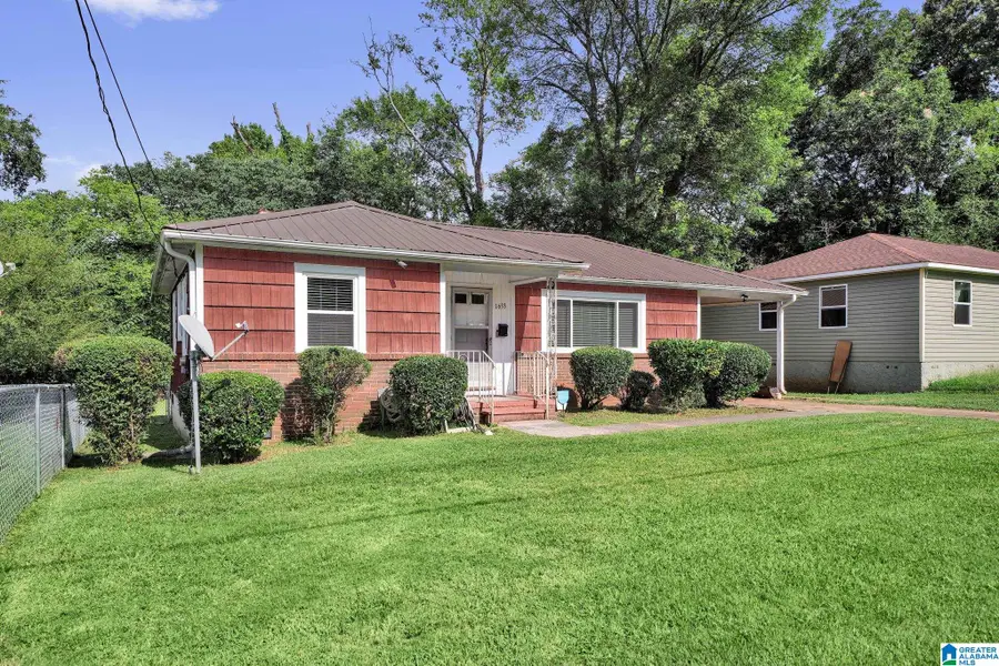 1633 18TH STREET SW, Birmingham, AL 35211 - #2