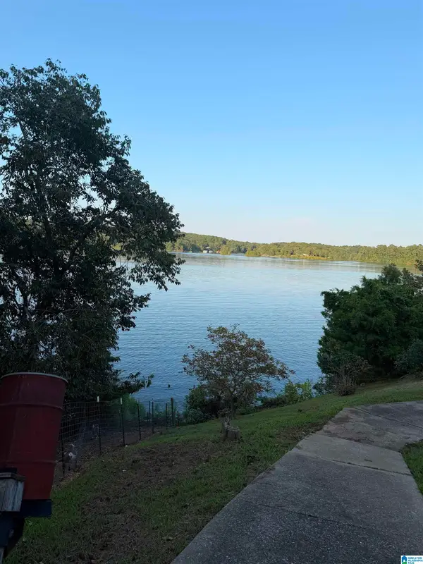 93 COUNTY ROAD 876, Clanton, AL 35046