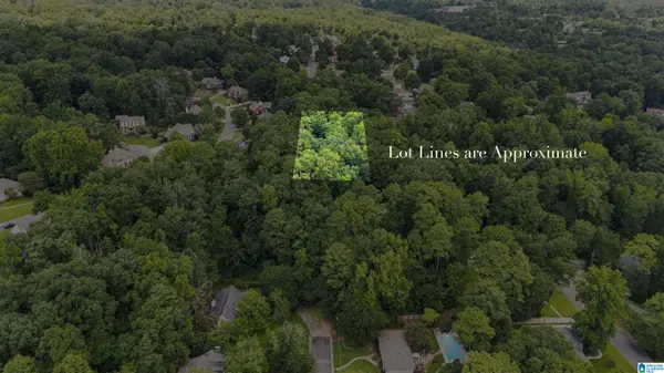 537 CREEKWOOD PLACE, Vestavia hills, AL 35216