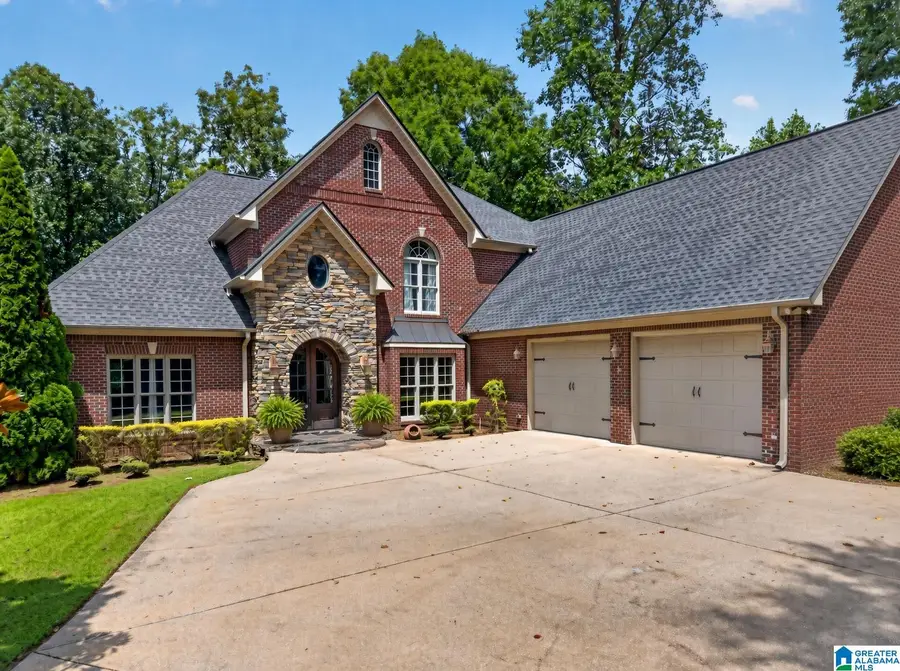 245 ROME BEAUTY CIRCLE, Oxford, AL 36203 - #3