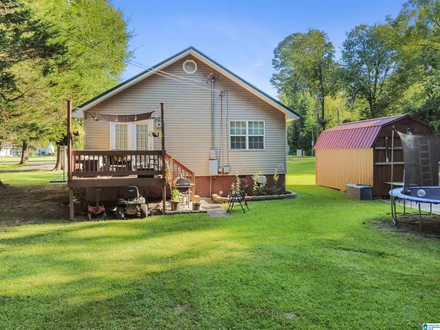 1008 W WALNUT STREET, Sylacauga, AL 35150 - #3