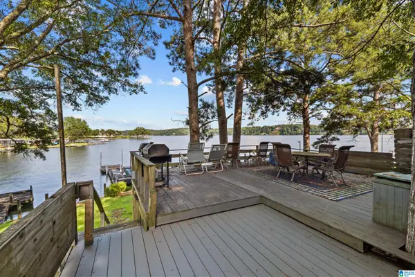 135 CANARY CIRCLE, Pell city, AL 35128
