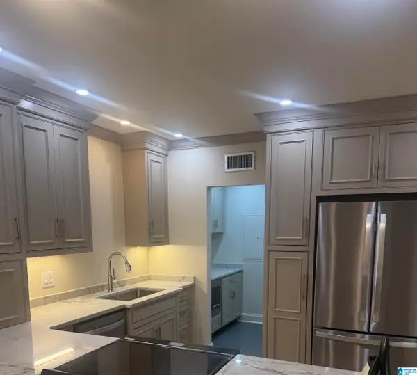 1200 BEACON PARKWAY E, Birmingham, AL 35209