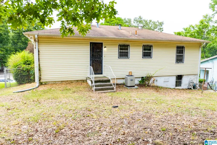 1525 FRANCIS AVENUE SW, Birmingham, AL 35211 - #2