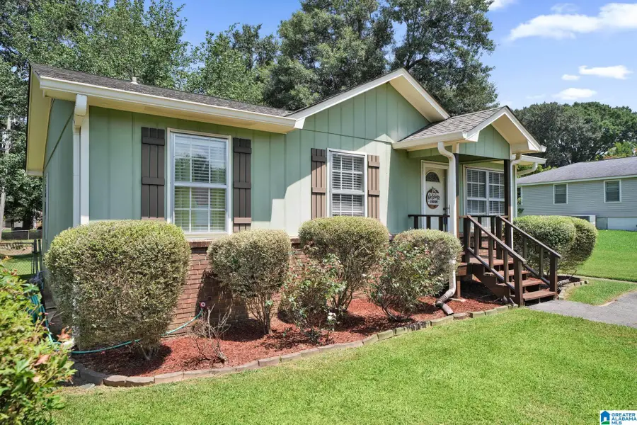 223 LAKELAND AVENUE, Bessemer, AL 35023 - #3