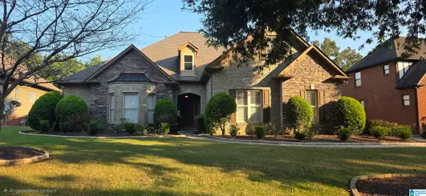 549 PARK LAKE LANE, Helena, AL 35080