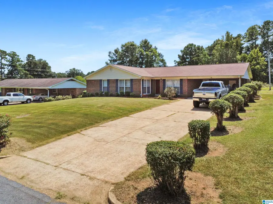 1005 MAGNOLIA DRIVE, Sylacauga, AL 35150 - #2