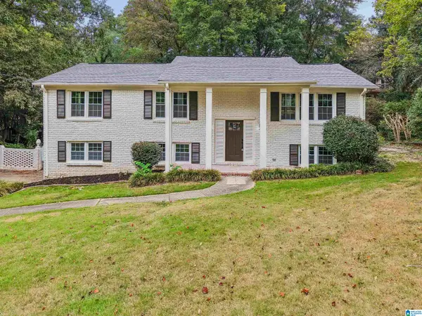 3425 RIDGE DELL CIRCLE, Vestavia hills, AL 35243