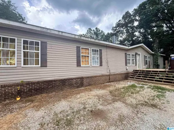 60 SUNNY HILL ROAD, Columbiana, AL 35051