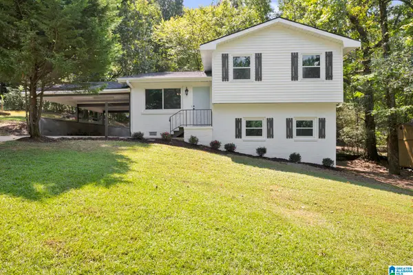 2236 LISA ANN DRIVE SE, Leeds, AL 35094