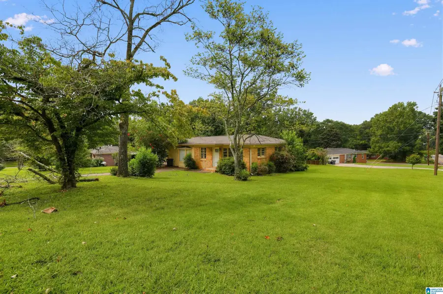 1629 LAKE DRIVE NE, Center Point, AL 35215 - #3