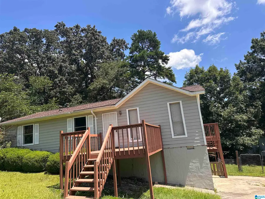 1529 6TH WAY NW, Birmingham, AL 35215 - #2