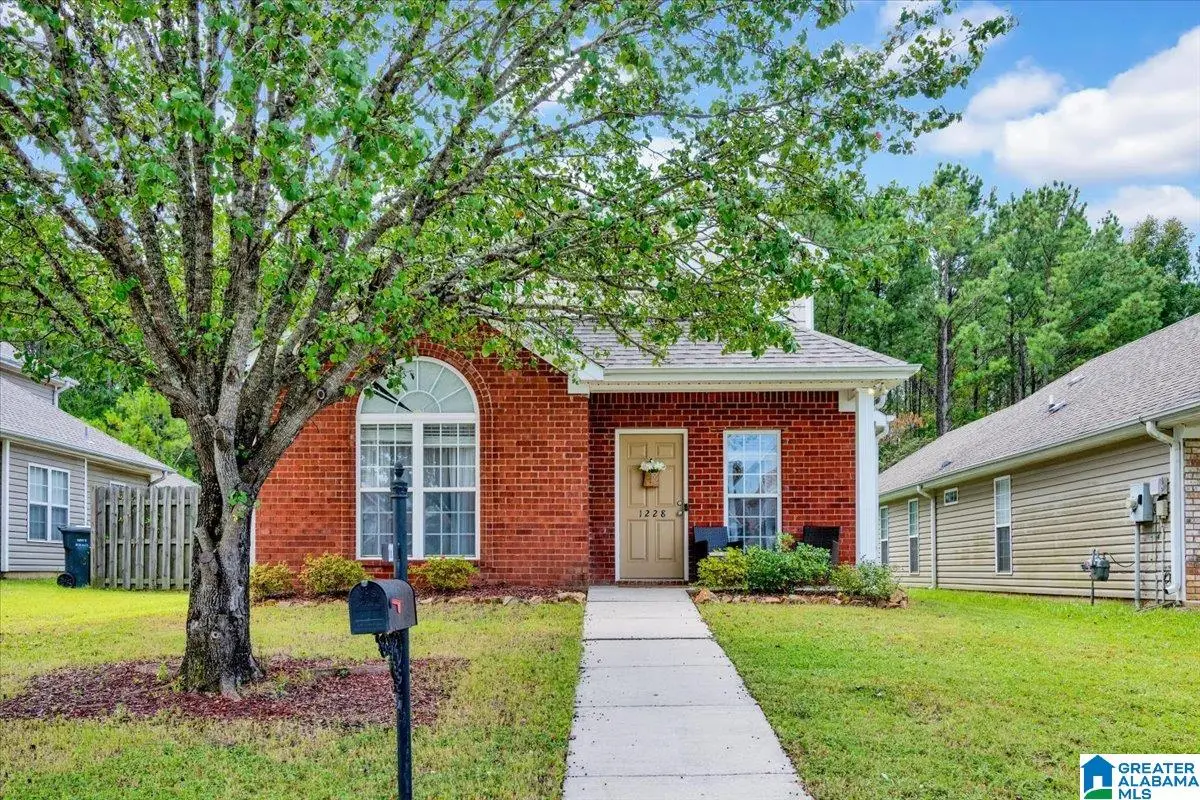 1228 VILLAGE TRAIL, Calera, AL 35040 - #1