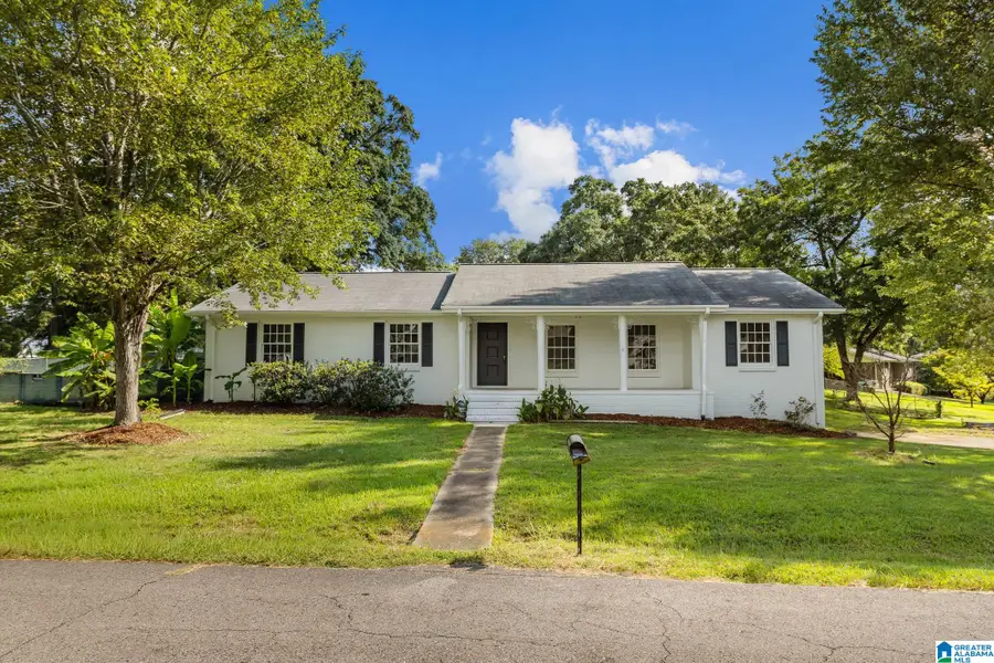 215 REDMAYNE ROAD, Gardendale, AL 35071 - #2