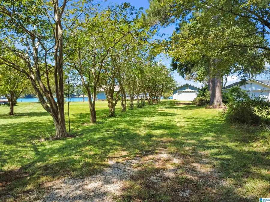 700 HUTCHINSON DRIVE, Sylacauga, AL 35151 - #3