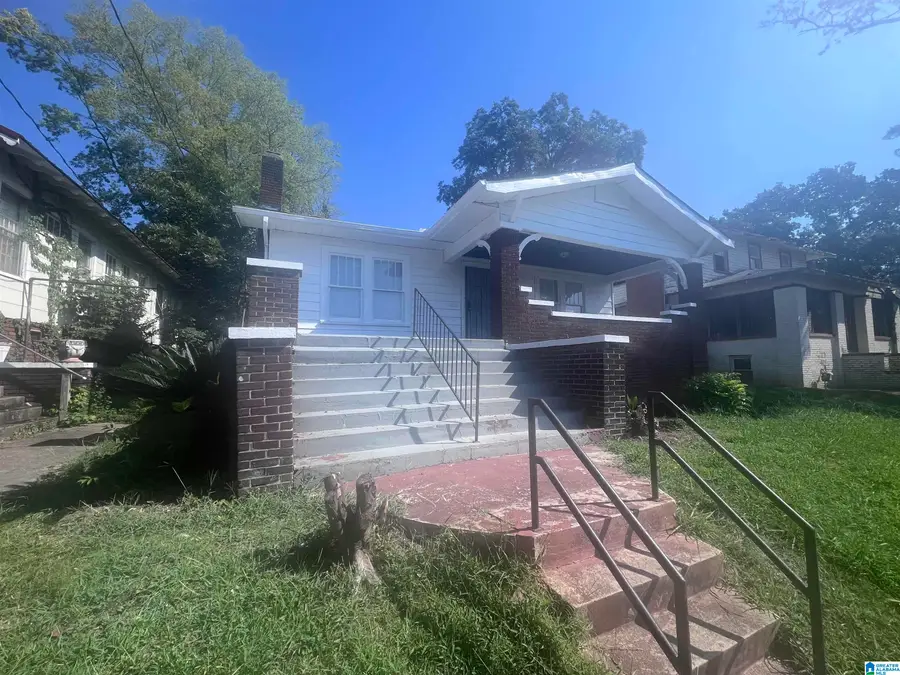 1114 7TH AVENUE W, Birmingham, AL 35204 - #2