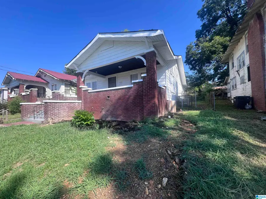 1114 7TH AVENUE W, Birmingham, AL 35204 - #3