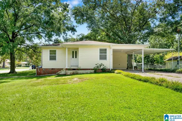 1218 COLONIAL AVENUE, Gardendale, AL 35071