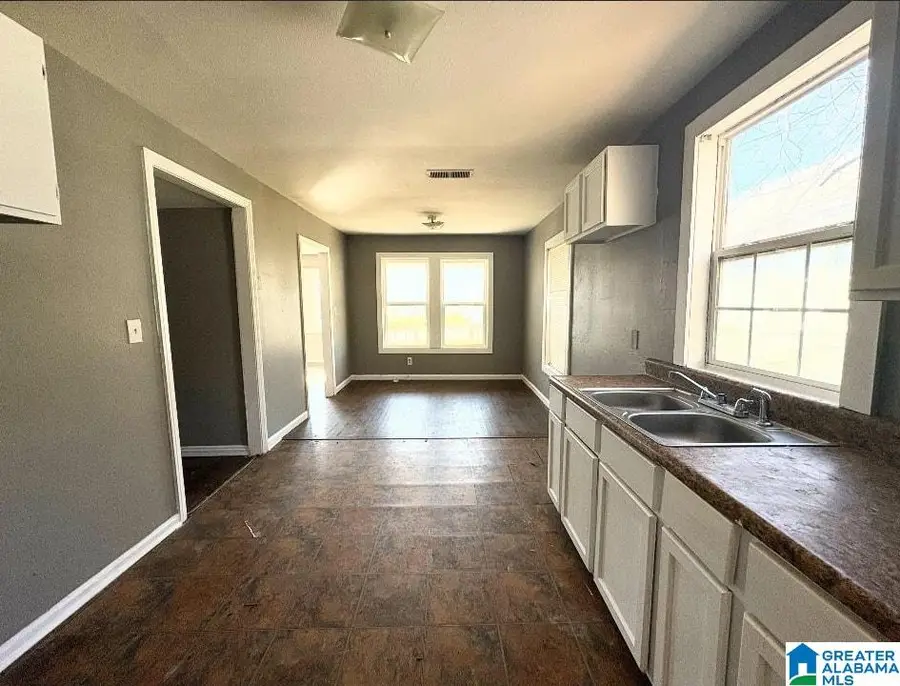 1233 15TH WAY SW, Birmingham, AL 35211 - #3