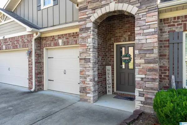 42 WATERFORD PLACE, Trussville, AL 35173