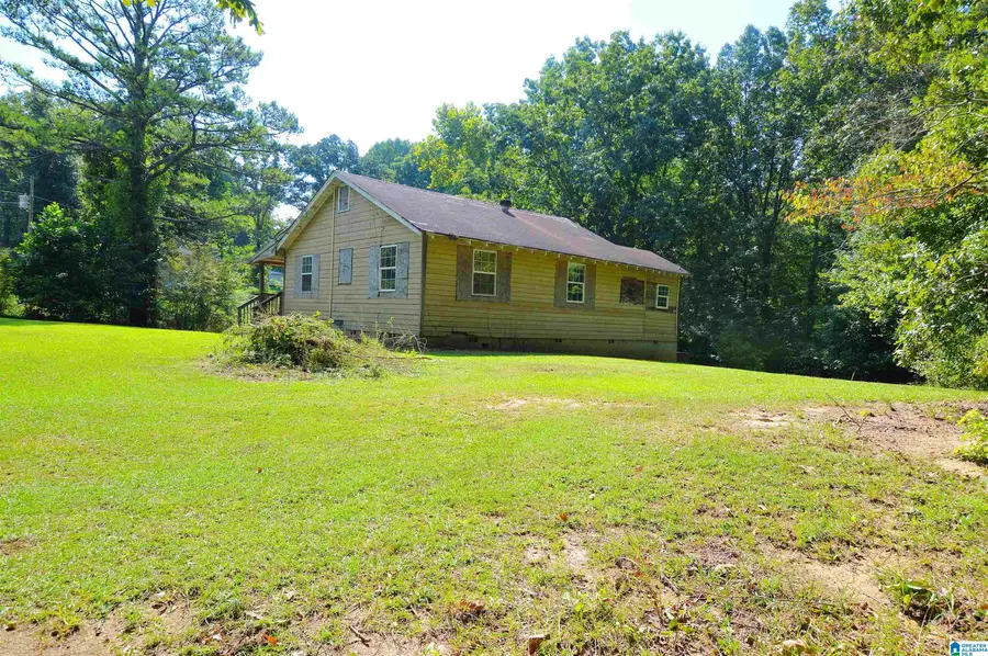 241 COUNTY ROAD 745, Jemison, AL 35085 - #3