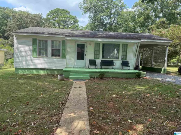 847 ELM STREET, Talladega, AL 35160