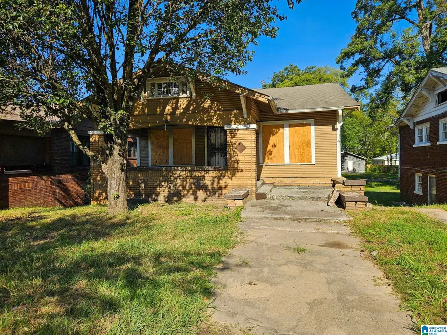 8104 2ND AVENUE S, Birmingham, AL 35206 - #2