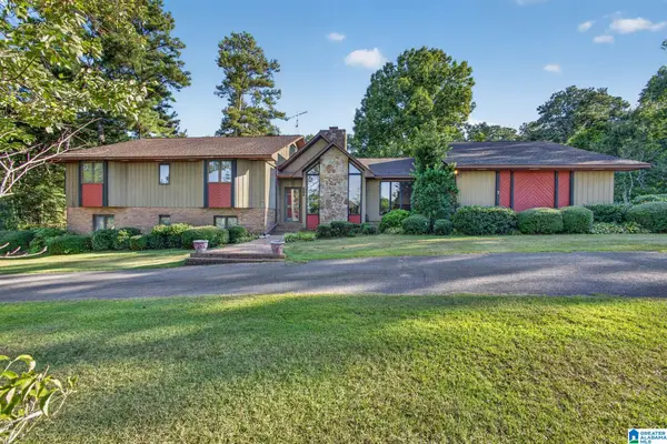 501 PINEVIEW ROAD, Clanton, AL 35045