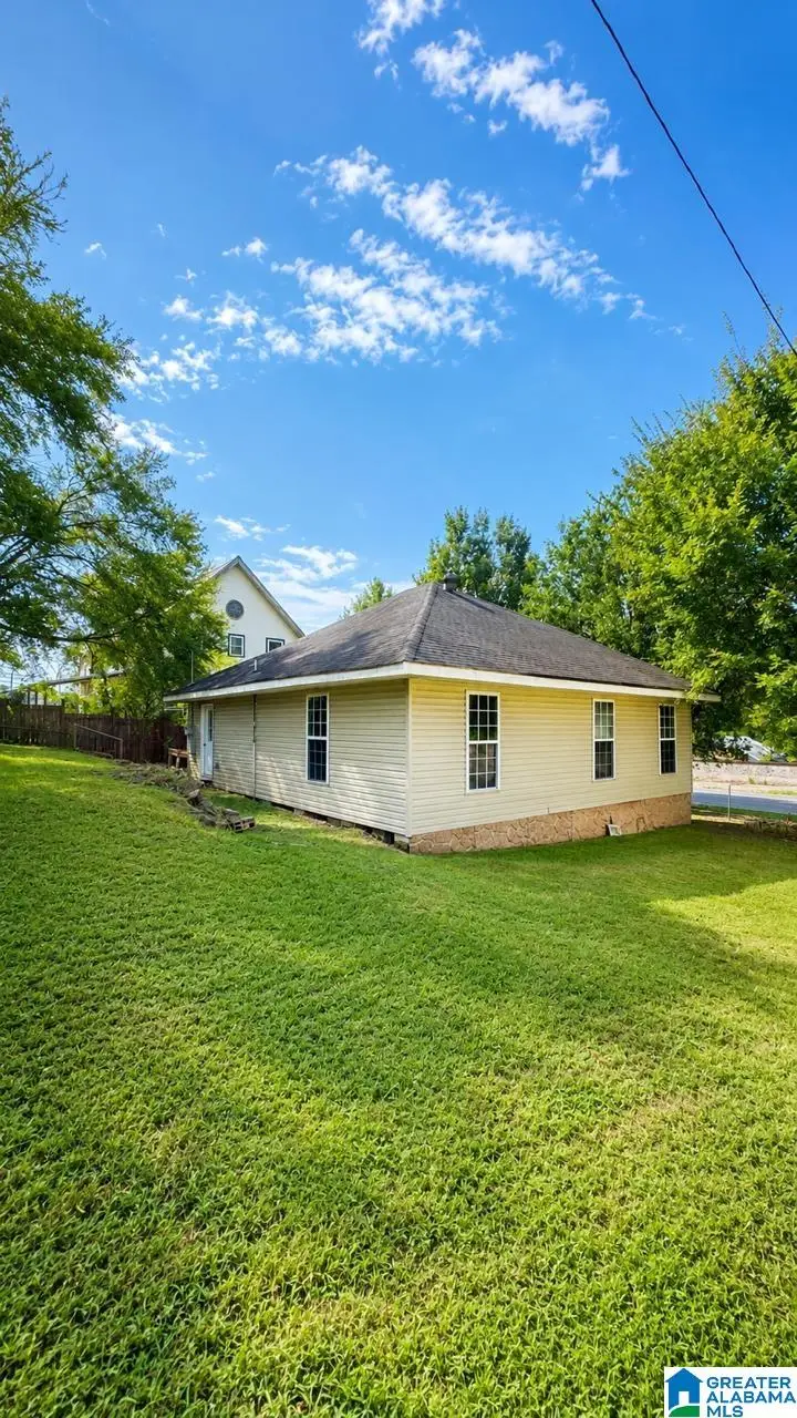 4239 MASSACHUSETTS AVENUE N, Cordova, AL 35550 - #1
