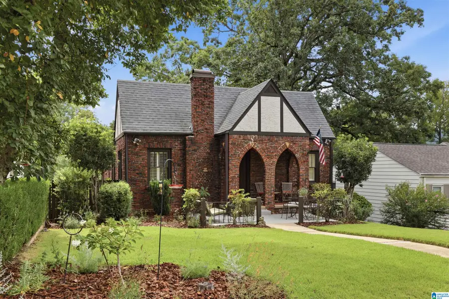 1097 COLUMBIANA ROAD, Homewood, AL 35209 - #3