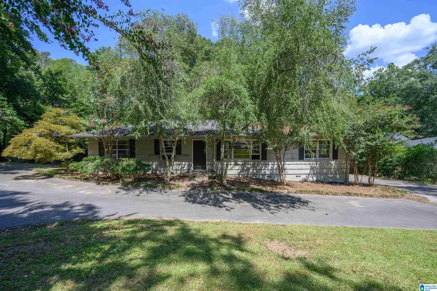 3016 LA HAVEN CIRCLE, Vestavia Hills, AL 35243 - #2