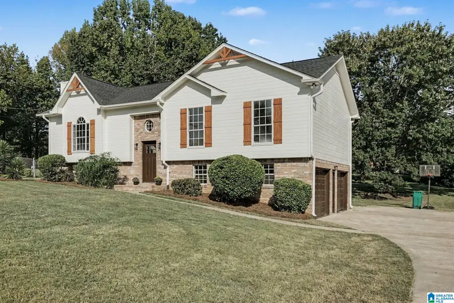 113 FAIRLANE DRIVE, Pleasant Grove, AL 35127 - #2